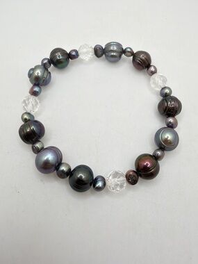 7.5" Stretchy 10mm/6mm freshwater pearl and faceted quartz bracelet!